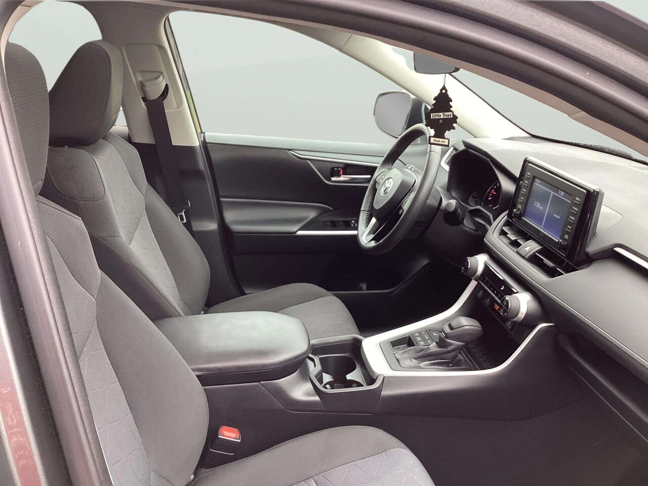 2020 Toyota RAV4 Grey Gatineau - photo #16