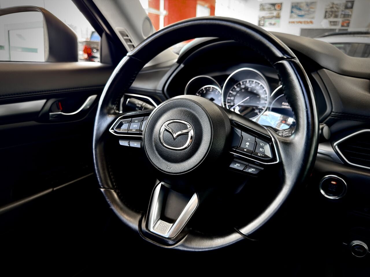 2020 Mazda CX-5 Silver Notre-Dame-des-Prairies - photo #20