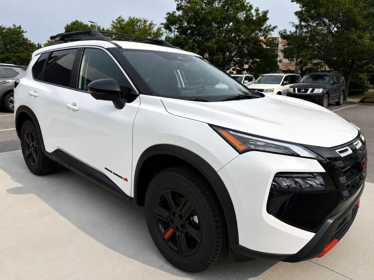NISSAN Rogue ROGUE ROCK CREEK 2026 Blanc Everest nacré triple couche Châteauguay - photo #8