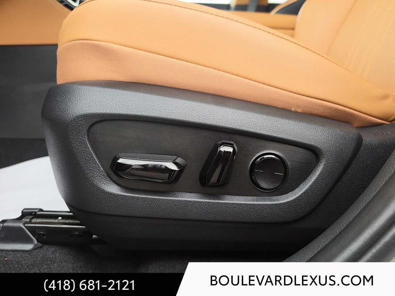 Lexus NX 601183 | NX 350h TI 2024 Argent Québec - photo #9
