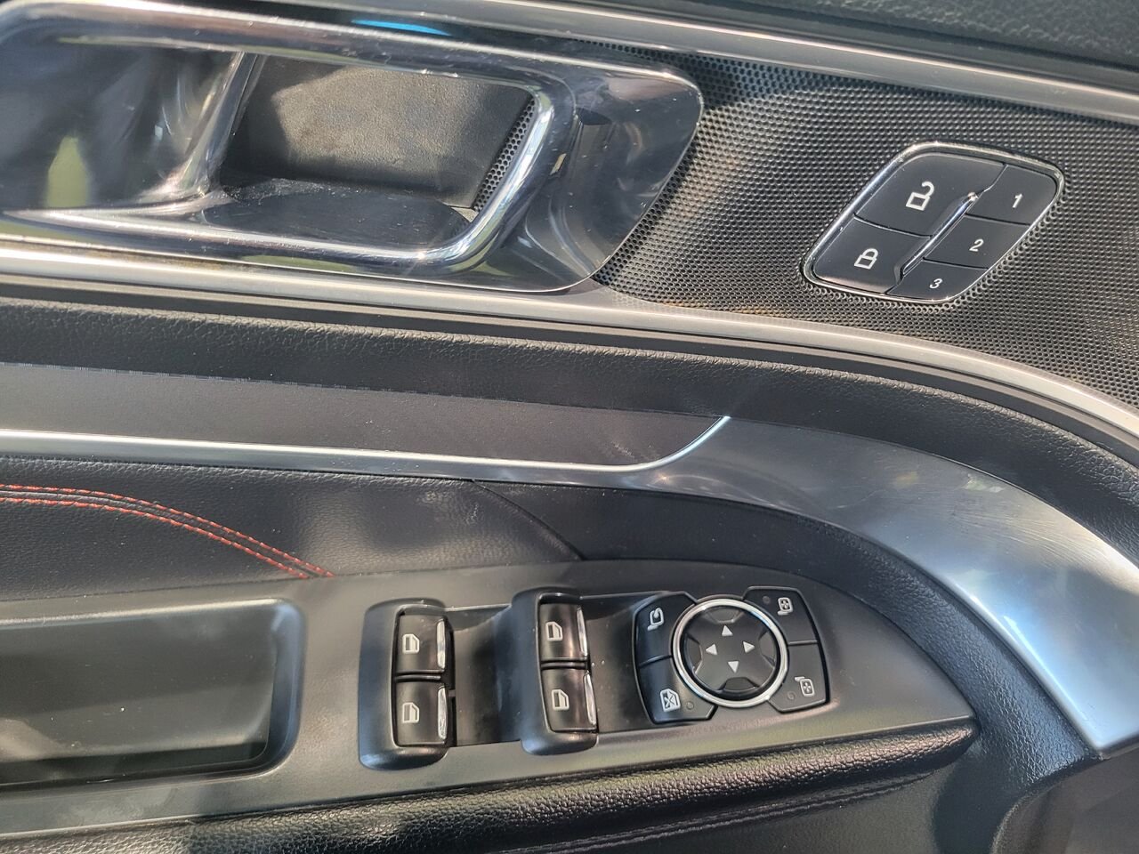 2017 Ford Explorer Grey  - photo #10