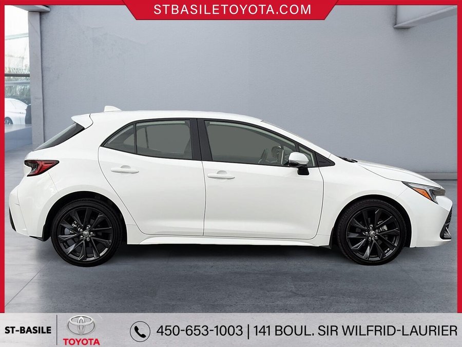 TOYOTA Corolla à hayon SE AMÉLIORÉ FWD 2025 Blanc