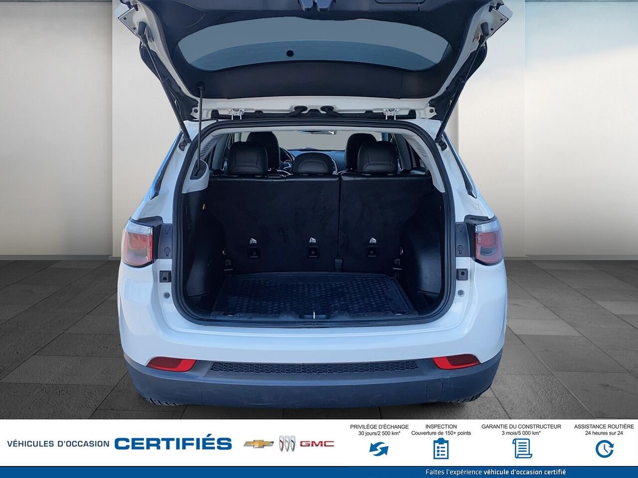 2020 JEEP COMPASS LATITUDE North 4x4 White Montmagny - photo #5
