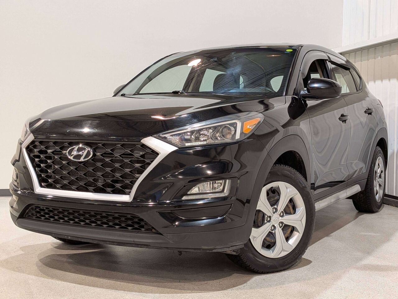 2019 Hyundai Tucson Essential AWD w/Safety Package Black Val-David - photo #0