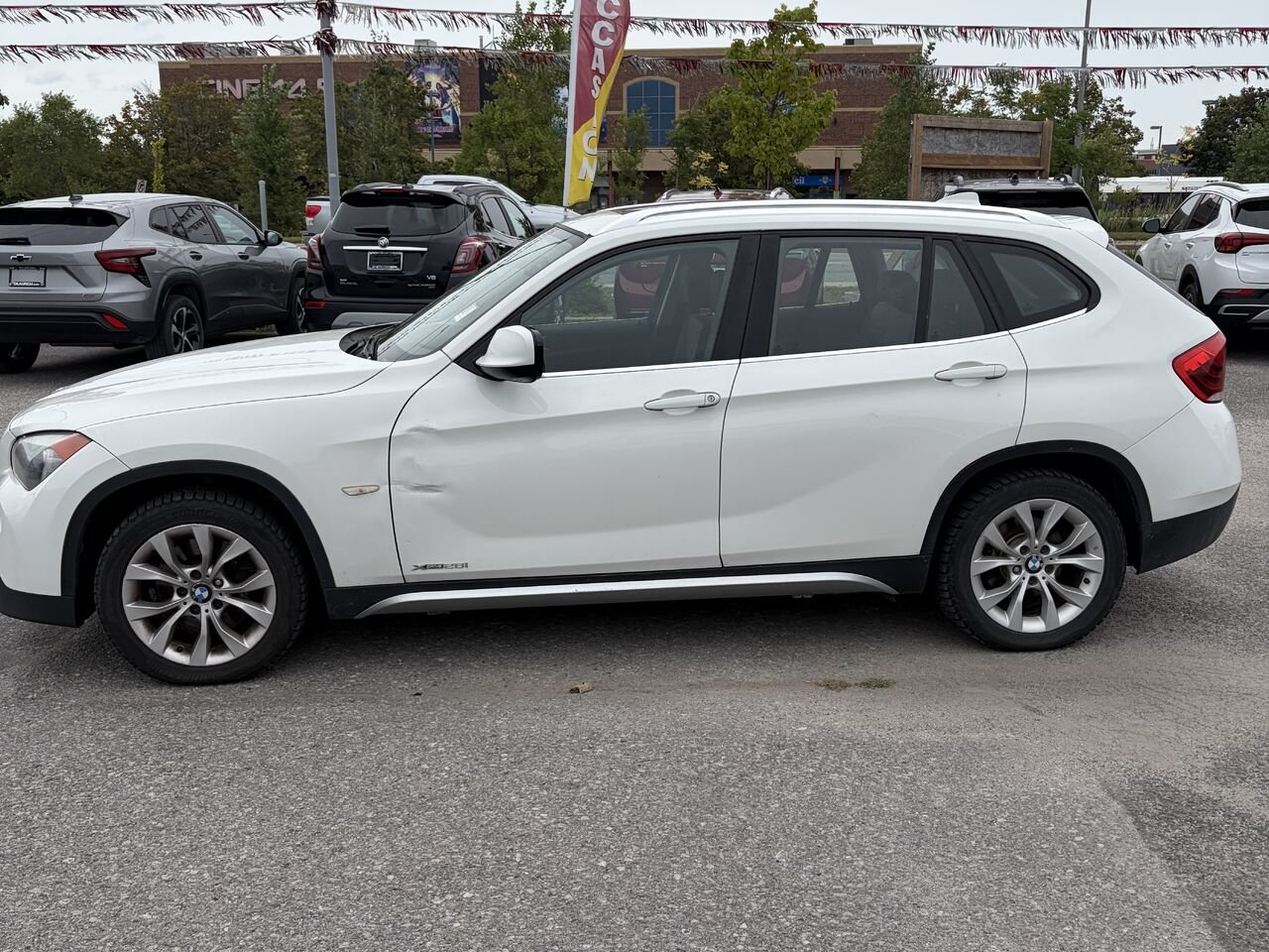 2012 BMW X1 XDRIVE28I 5028i 4 portes à traction intégrale White Gatineau - photo #10