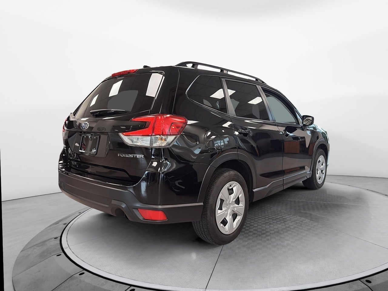Subaru Forester 2.5i 2023 Noir Baie-Comeau - photo #4