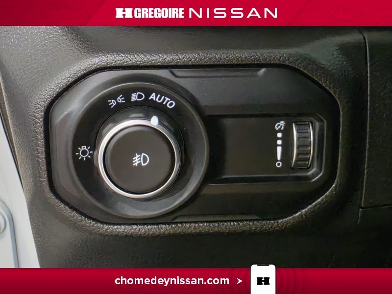 2023 Jeep Wrangler White Laval - photo #14