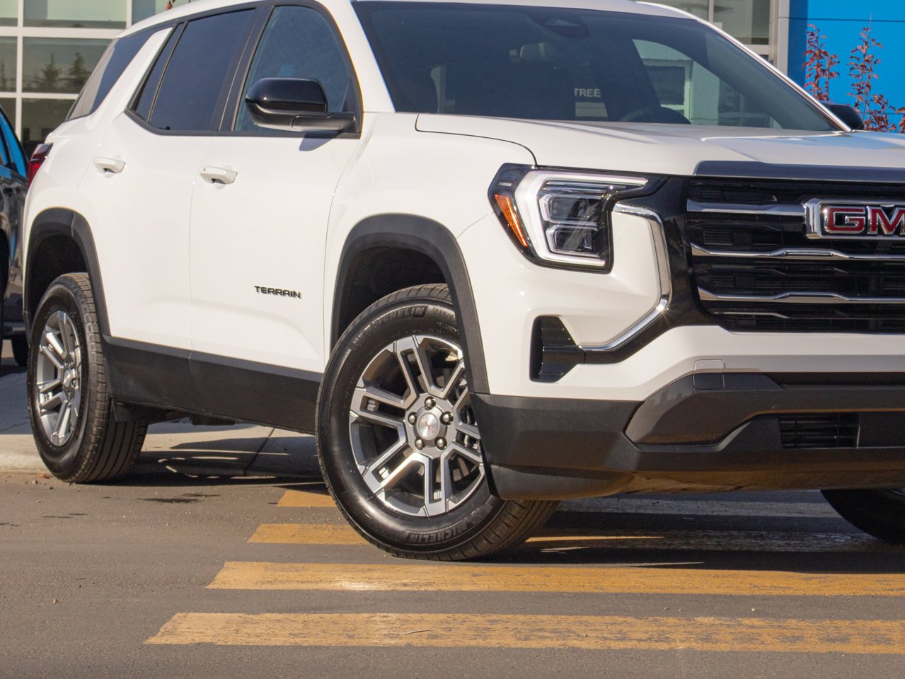 2026 GMC Terrain AWD 4dr Elevation White Sherwood Park - photo #5