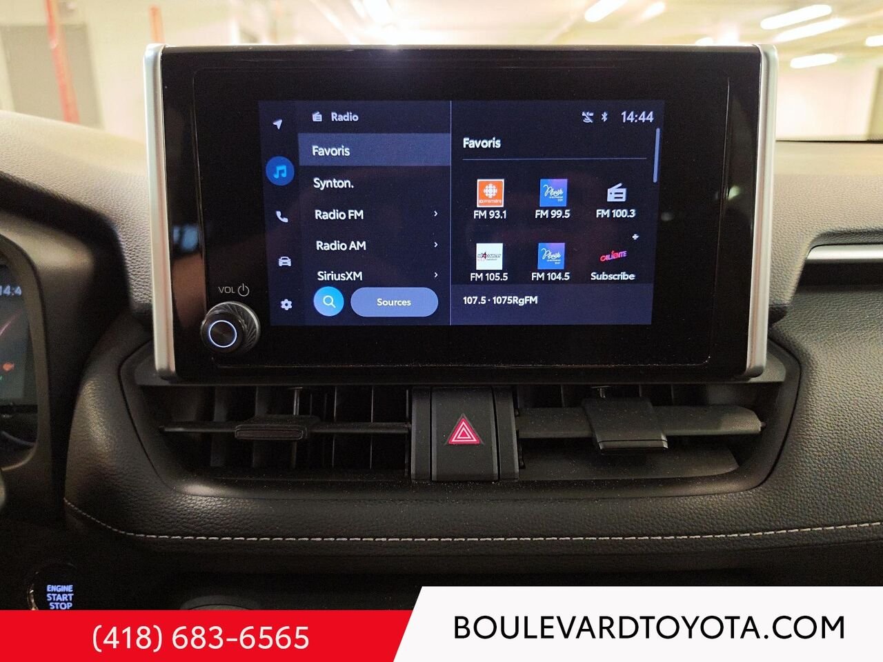 2023 Toyota RAV4 100594A-95 | XLE, AWD Silver Québec - photo #13