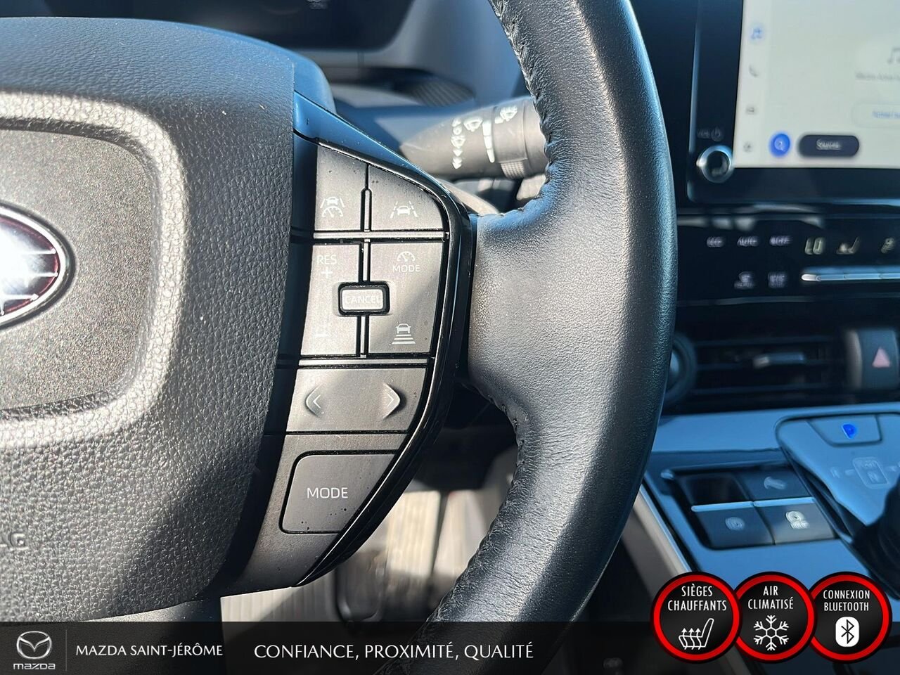 Subaru Solterra AWD | 100 % ÉLECTRIQUE | APPLE CARPLAY | EYESIGHT | DÉMARREUR À DISTANCE 2023 Blanc Saint-Jérôme - photo #15