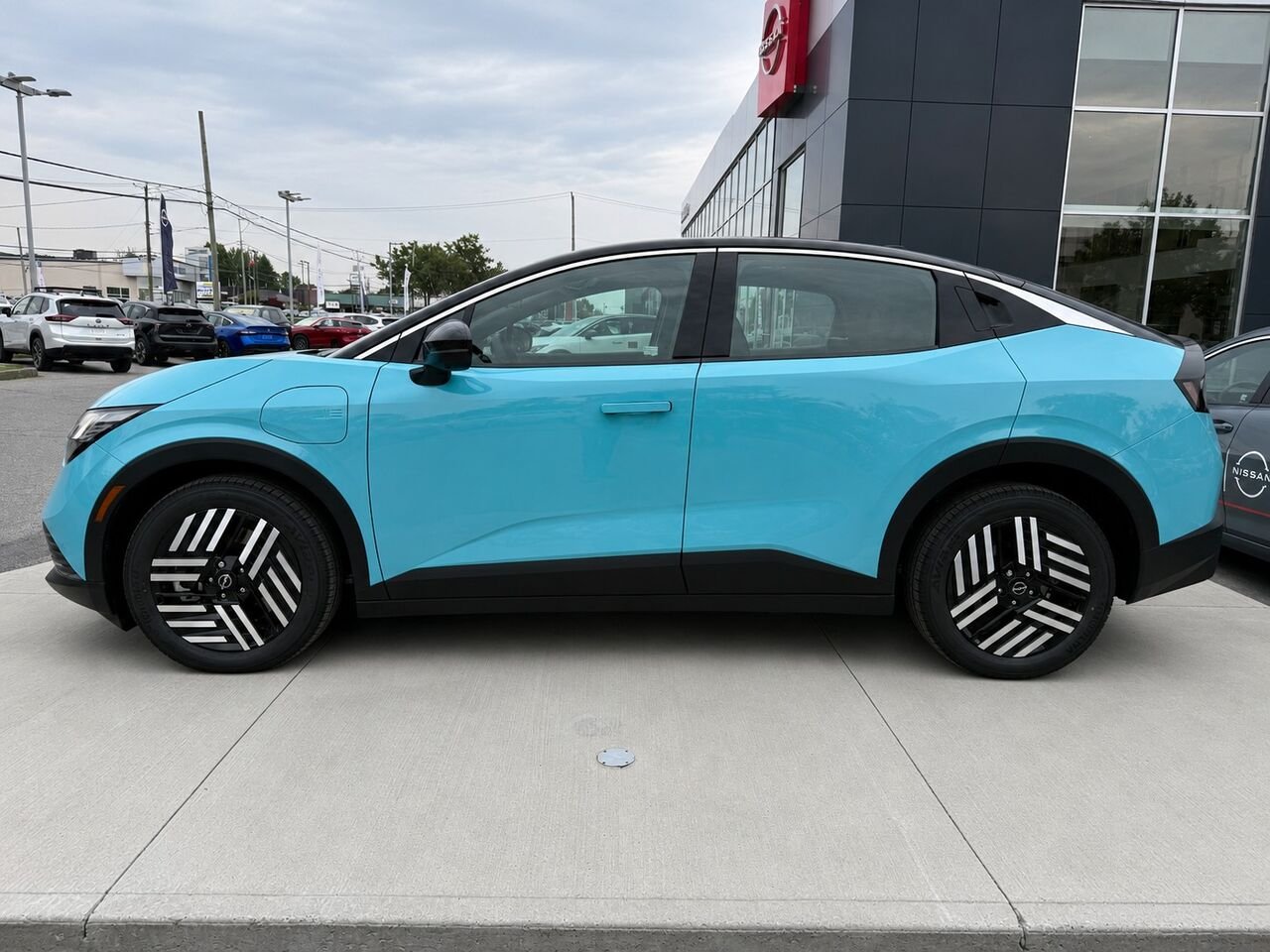 NISSAN LEAF LEAF SV+ 2026 Bleu turquoise/Noir Châteauguay - photo #1