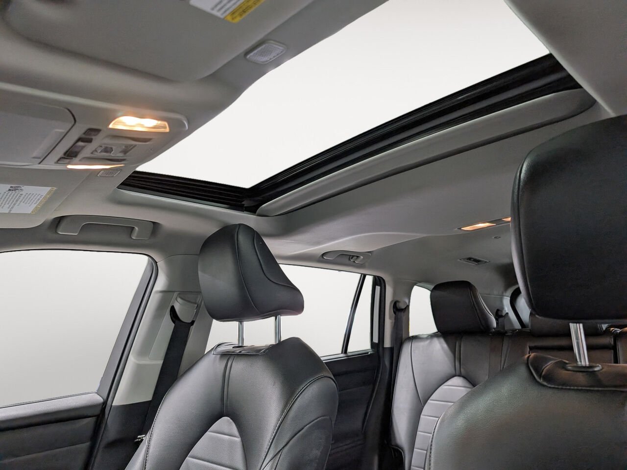 Toyota Highlander XLE/AWD/SIÈGES CHAUFFANTS/VOLANT CHAUFFANT/TOIT OUVRANT/BLUETOOTH/AC BIZONE 2023 Frisson glacé nacré Sherbrooke - photo #20
