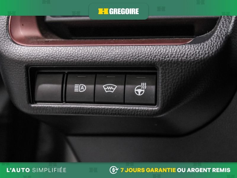 Toyota Prius 2024 Argent Laval - photo #16