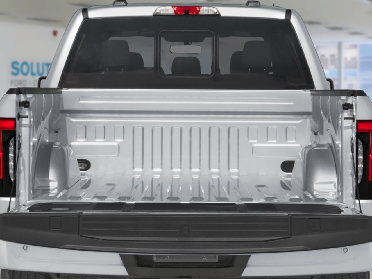2025 Ford F-150 Lightning Iconic Silver Metallic Châteauguay - photo #3
