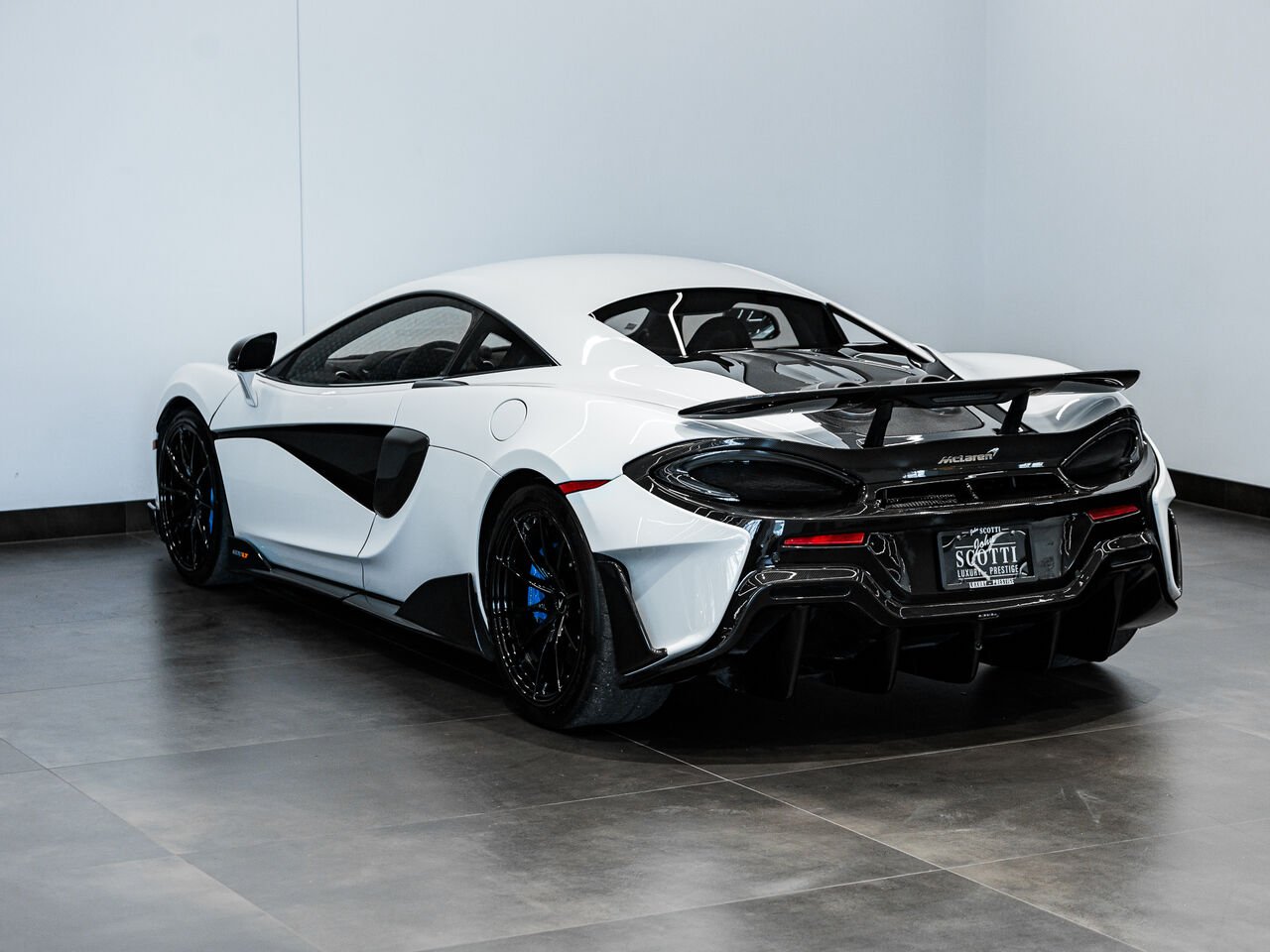 2019 McLaren 600LT White Saint-Eustache - photo #7