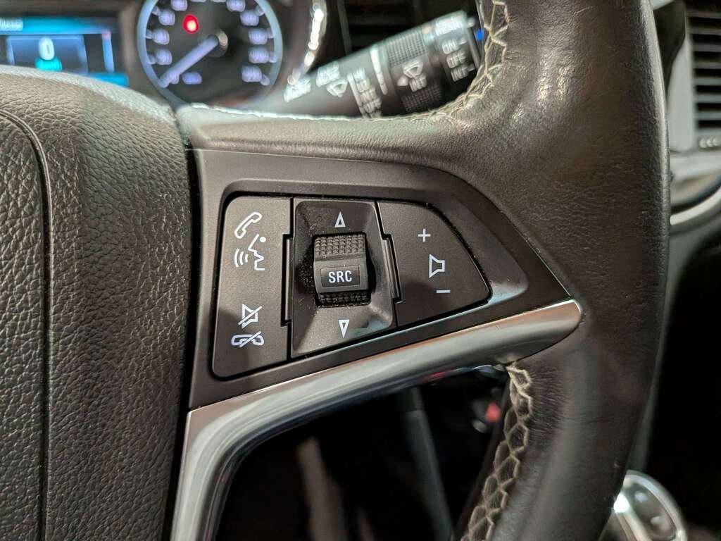 Buick Encore 2021 Noir Val-David - photo #13