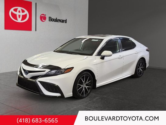 Toyota Camry SE AMÉLIORÉ, HYBRIDE 2023 Blanc