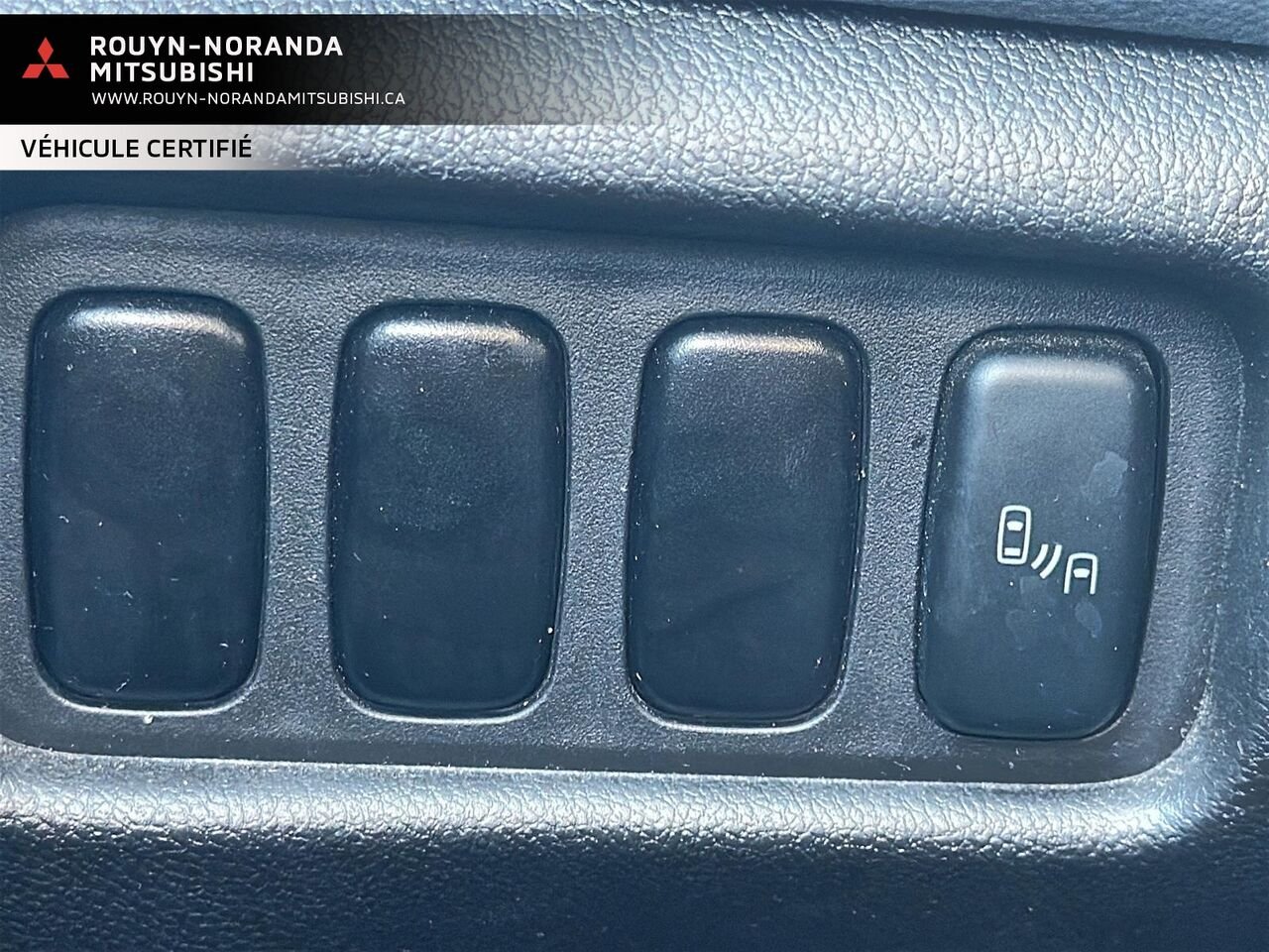 2024 Mitsubishi RVR Blue  - photo #20