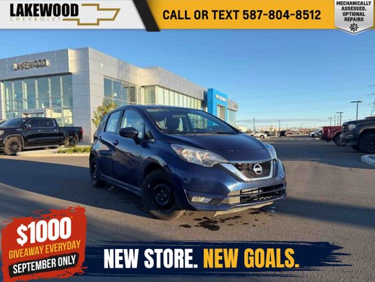 2017 Nissan Versa Note SV 1.6L Hatchback | Heated Bucket Seats Blue