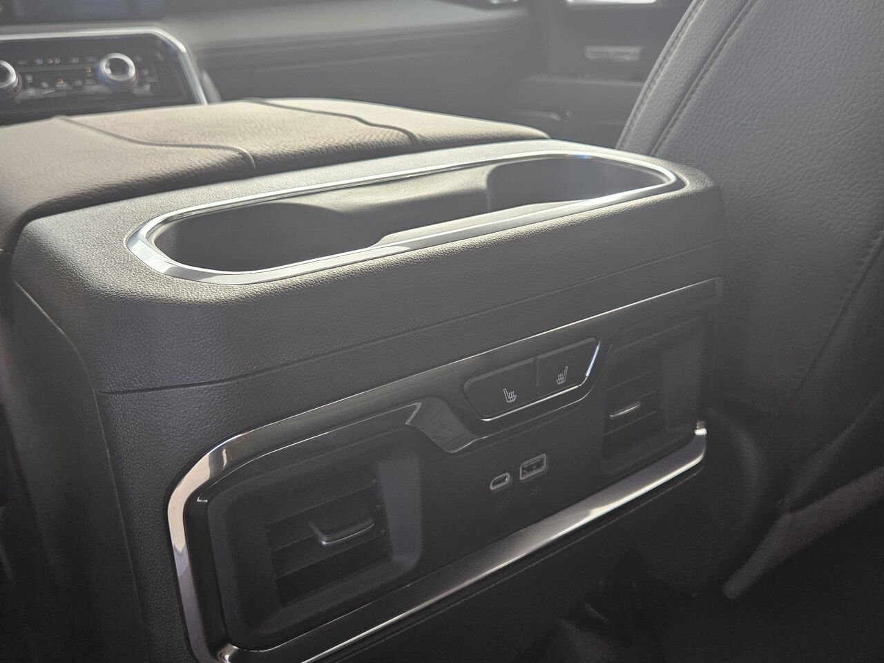 2026 GMC Sierra 1500 Denali cabine multiplace 4RM 147 po Sterling Metallic Thetford Mines - photo #21