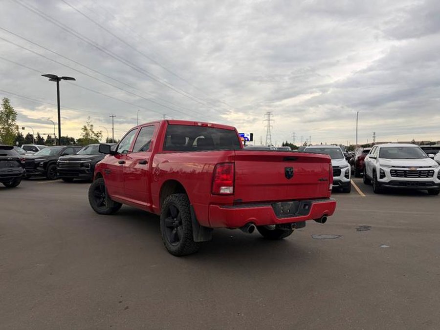 2022 Ram 1500 Classic 2022 Red
