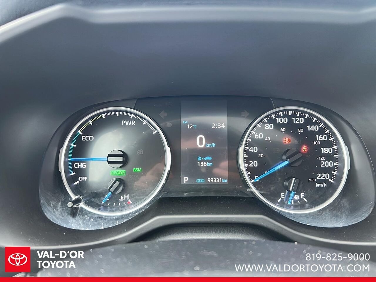 Toyota RAV4 XLE hybride 2019 Ciel argent métallisé Val-d'Or - photo #12