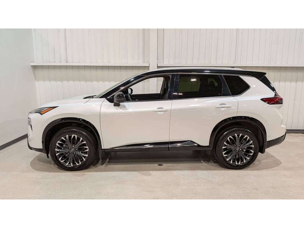 2024 Nissan Rogue AWD Platinum White Val-David - photo #4