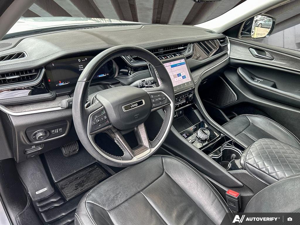 2023 Jeep Grand Cherokee 2602411A | Limited Edmonton - photo #12