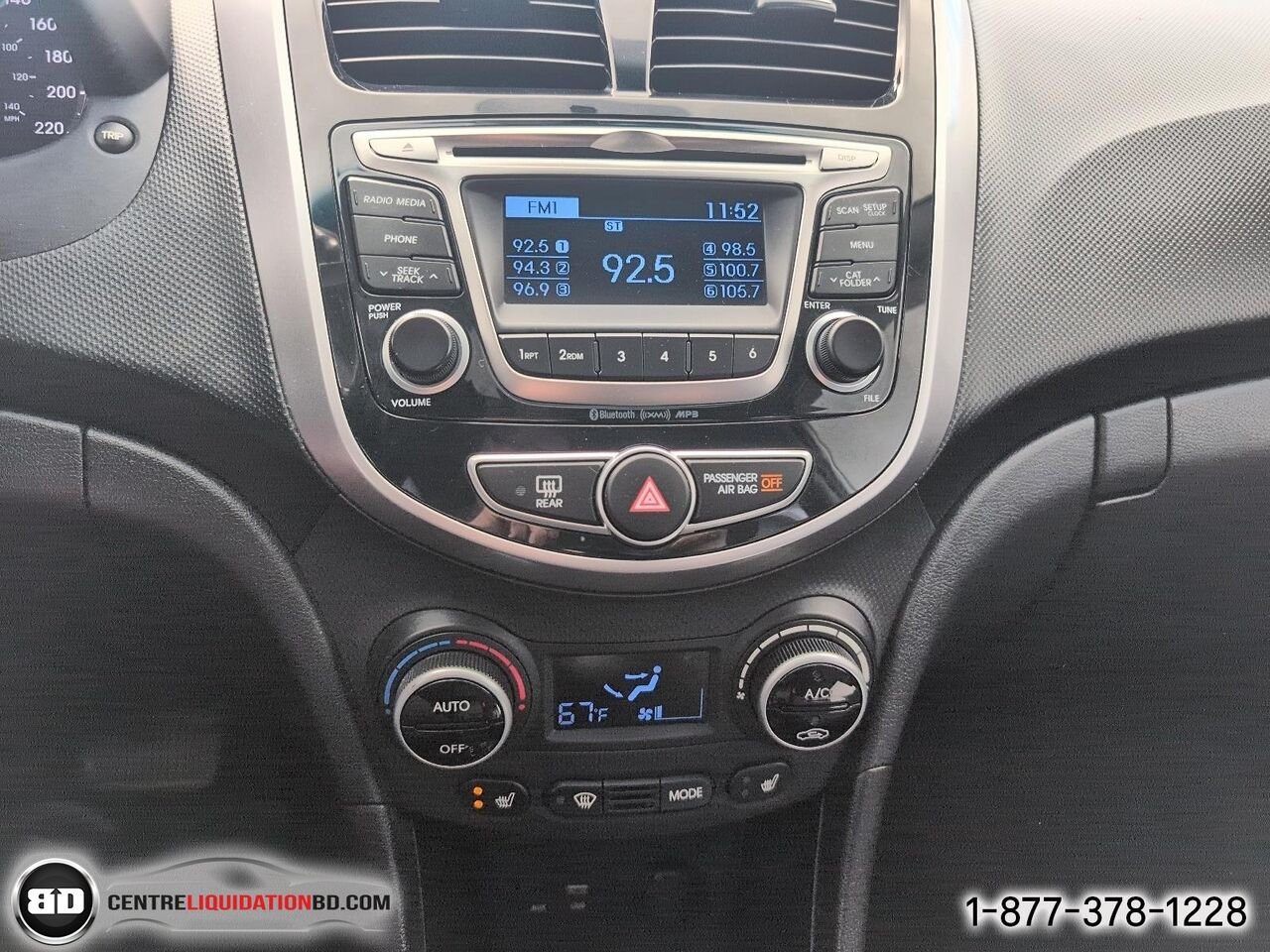 Hyundai Accent GLS | BD0416 2016 Blanc Granby - photo #19