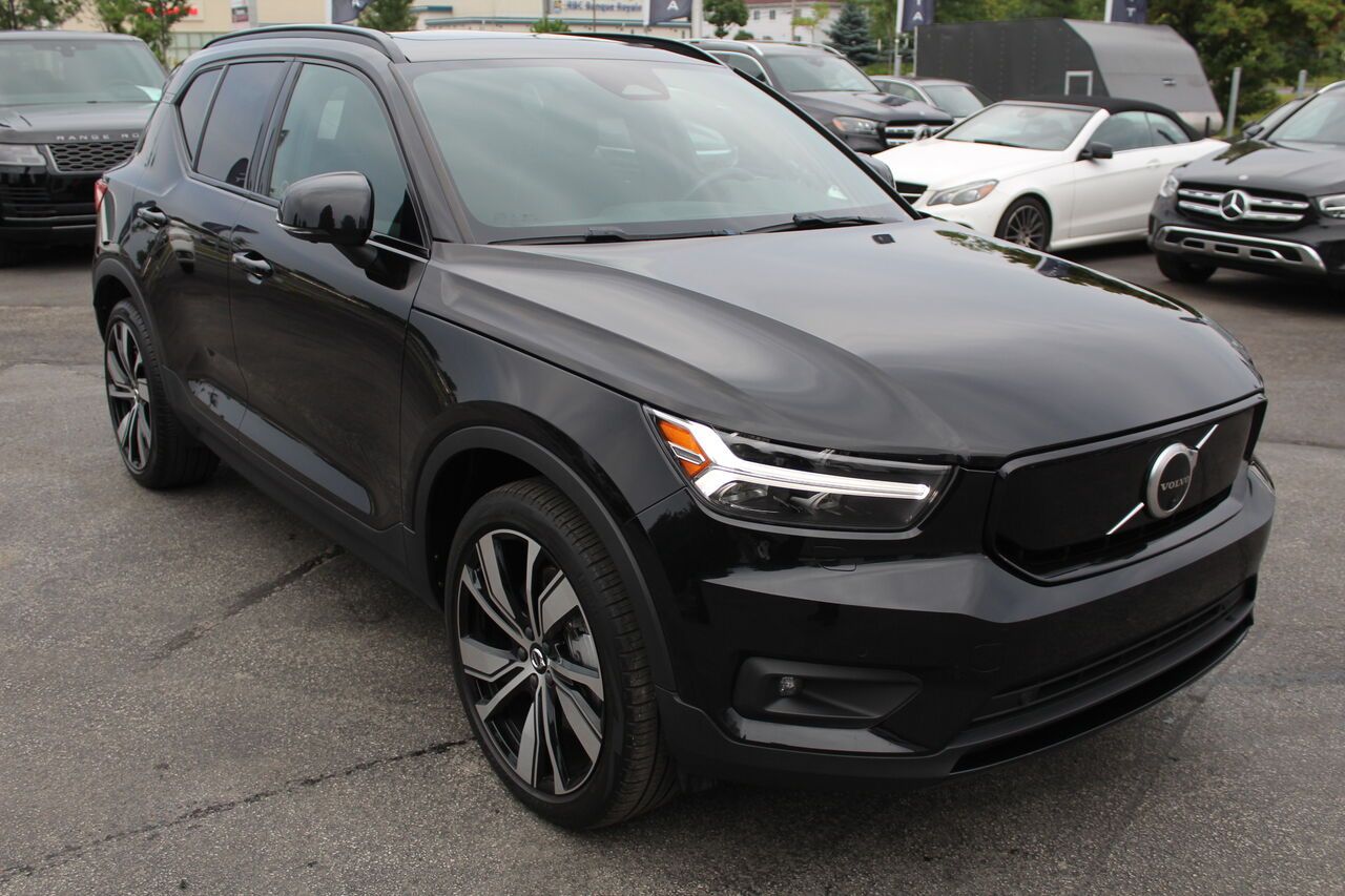 2021 Volvo XC40