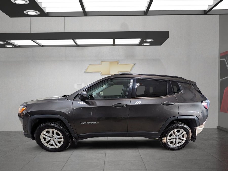 JEEP COMPASS SPORT 2018 Gris