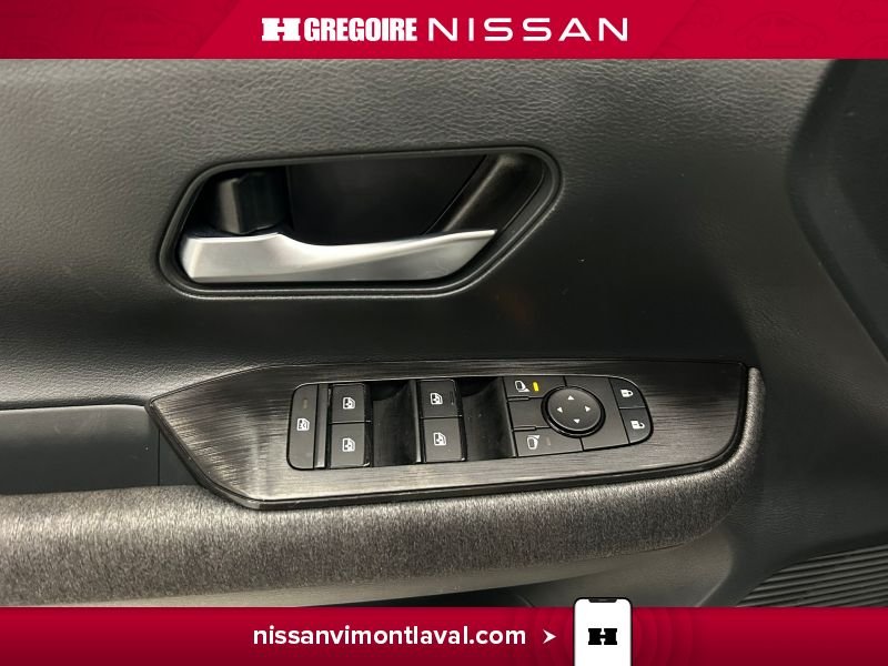 2025 Nissan Kicks White Laval - photo #19