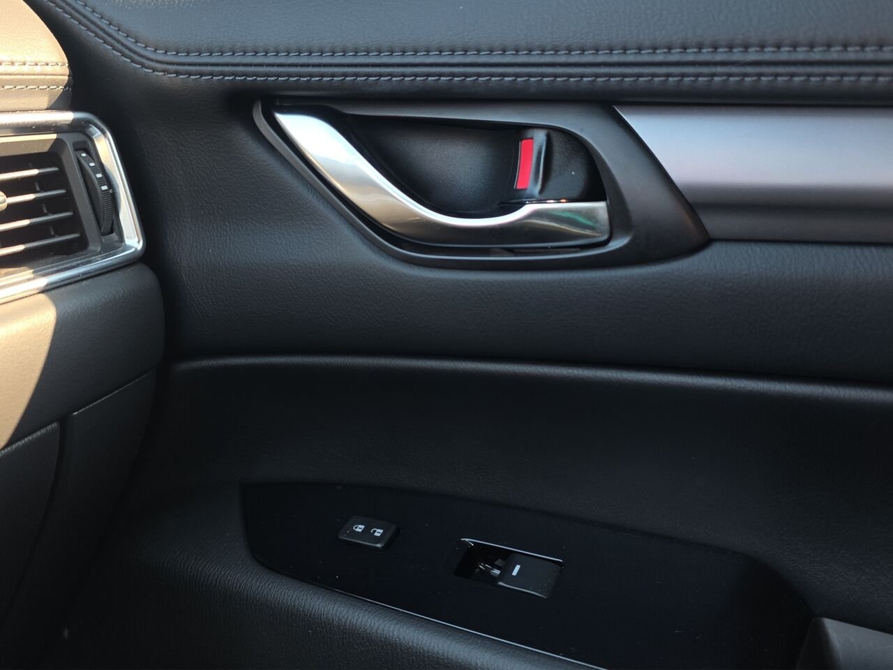 Mazda CX-5 GS TI BA, bluetooth, Volant chauffant, commande audio au volant 2021 Bleu Val-David - photo #16