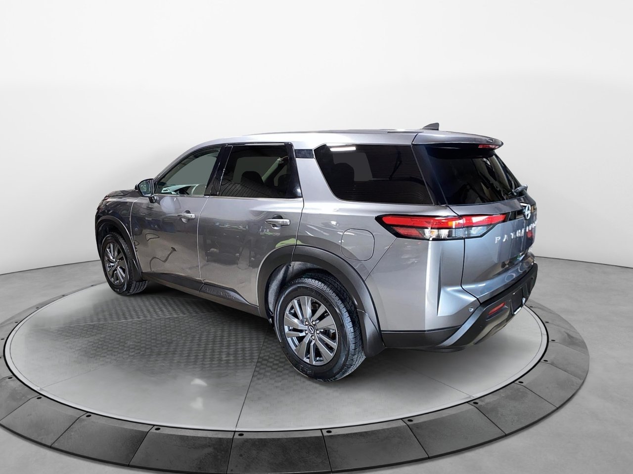Nissan Pathfinder S 2023 Gris Baie-Comeau - photo #5