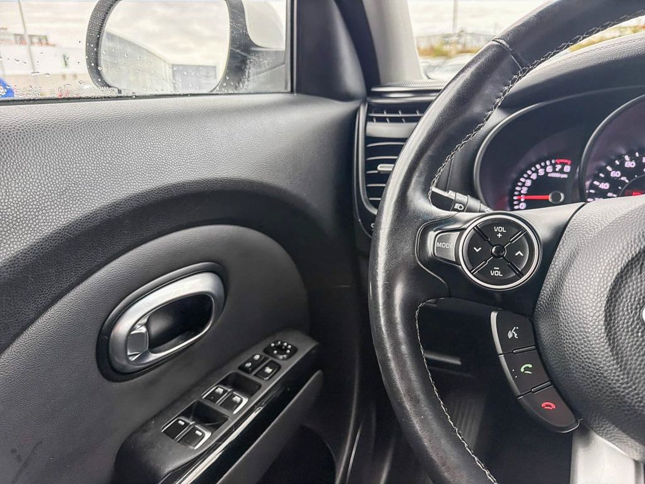 Kia Soul KNDJP3A55K7687840 2019 Blanc Mirabel - photo #19