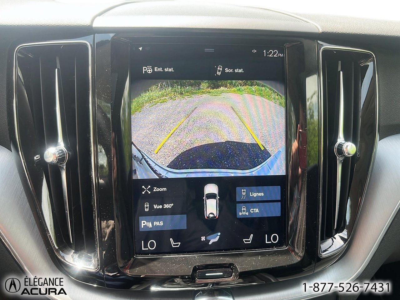 Volvo XC60 Momentum | A8910 2018 Blanc Granby - photo #21
