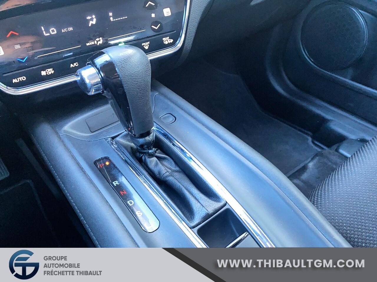2018 HONDA HR-V LX LX Traction Intégrale CVT Black Montmagny - photo #14