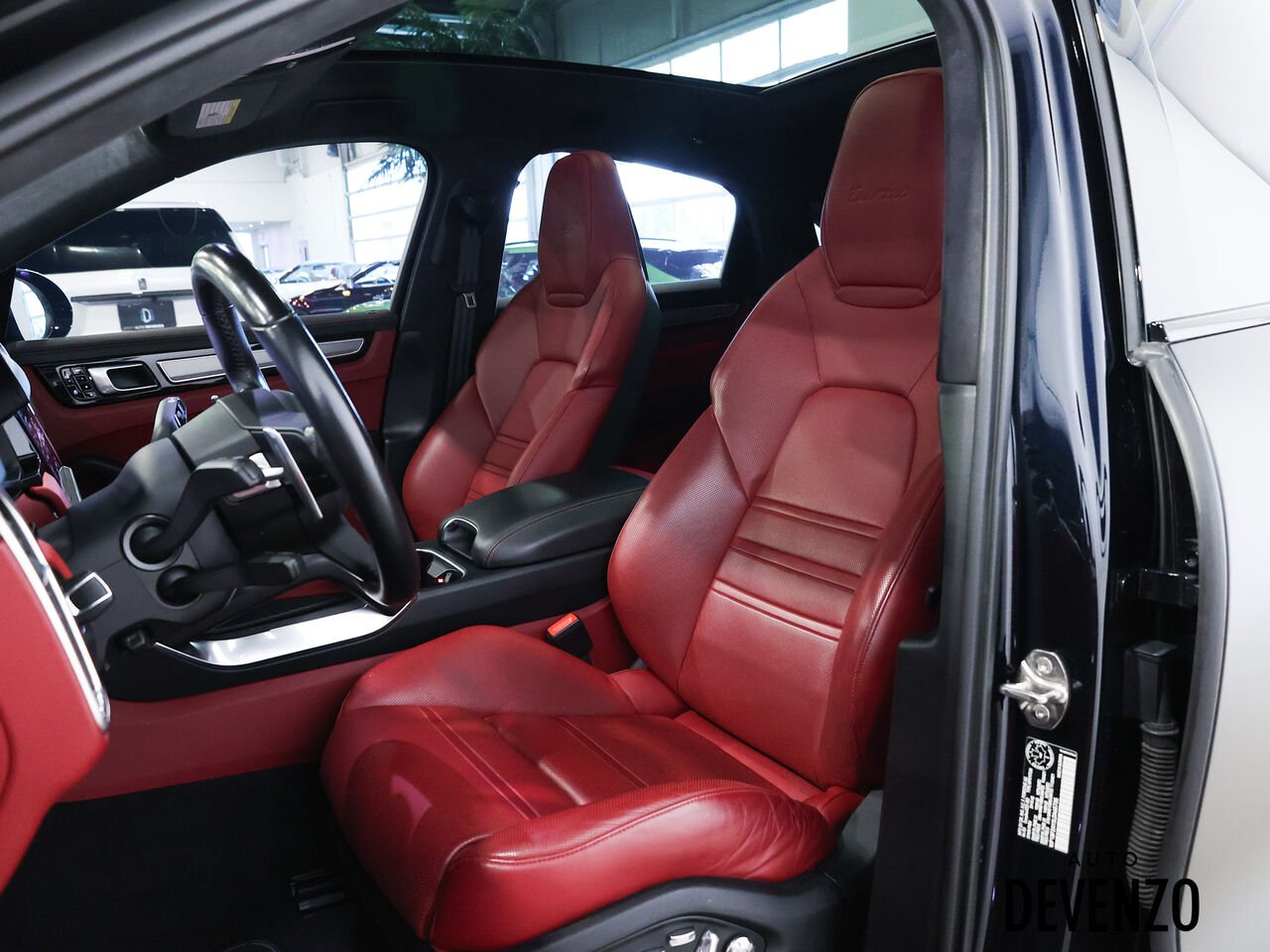 2020 Porsche Cayenne Black Saint-Eustache - photo #10