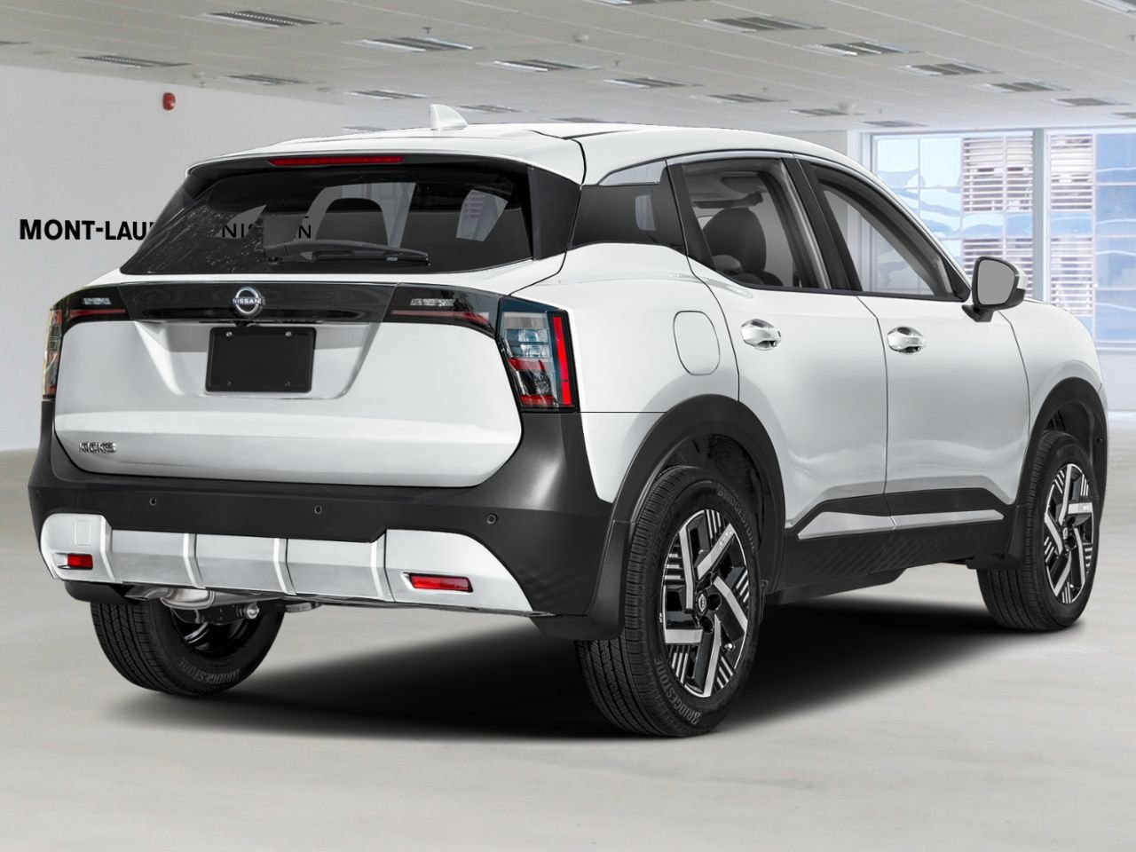 2026 NISSAN Kicks Aspen White TriCoat Mont-Laurier - photo #1