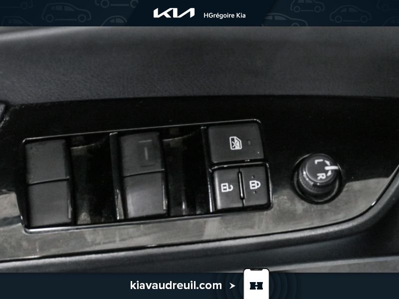 Toyota Prius K26584A | Auto 2021 Bleu Laval - photo #10