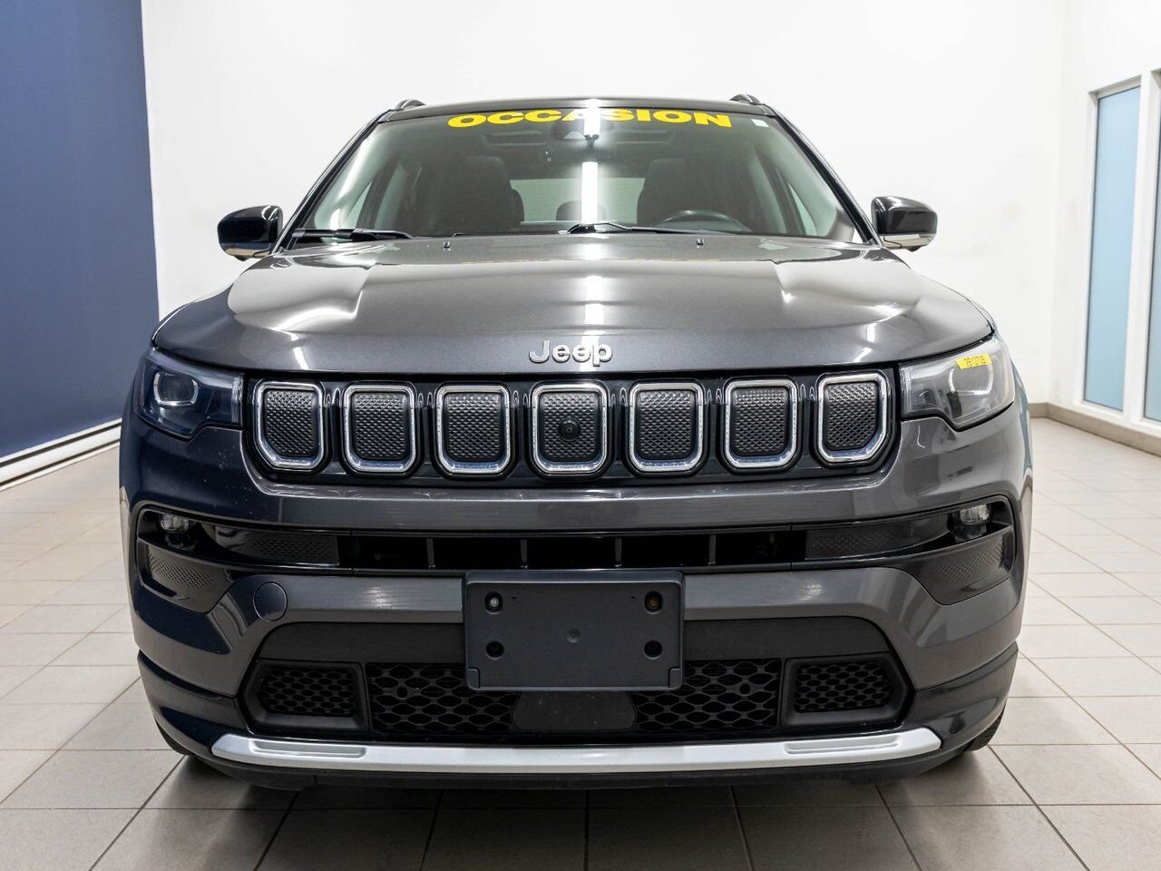 2022 Jeep Compass LIMITED 4X4 *TOIT* NAV CUIR SIÈGES VENTIL ALPINE Granite Crystal Saint-Jérôme - photo #5