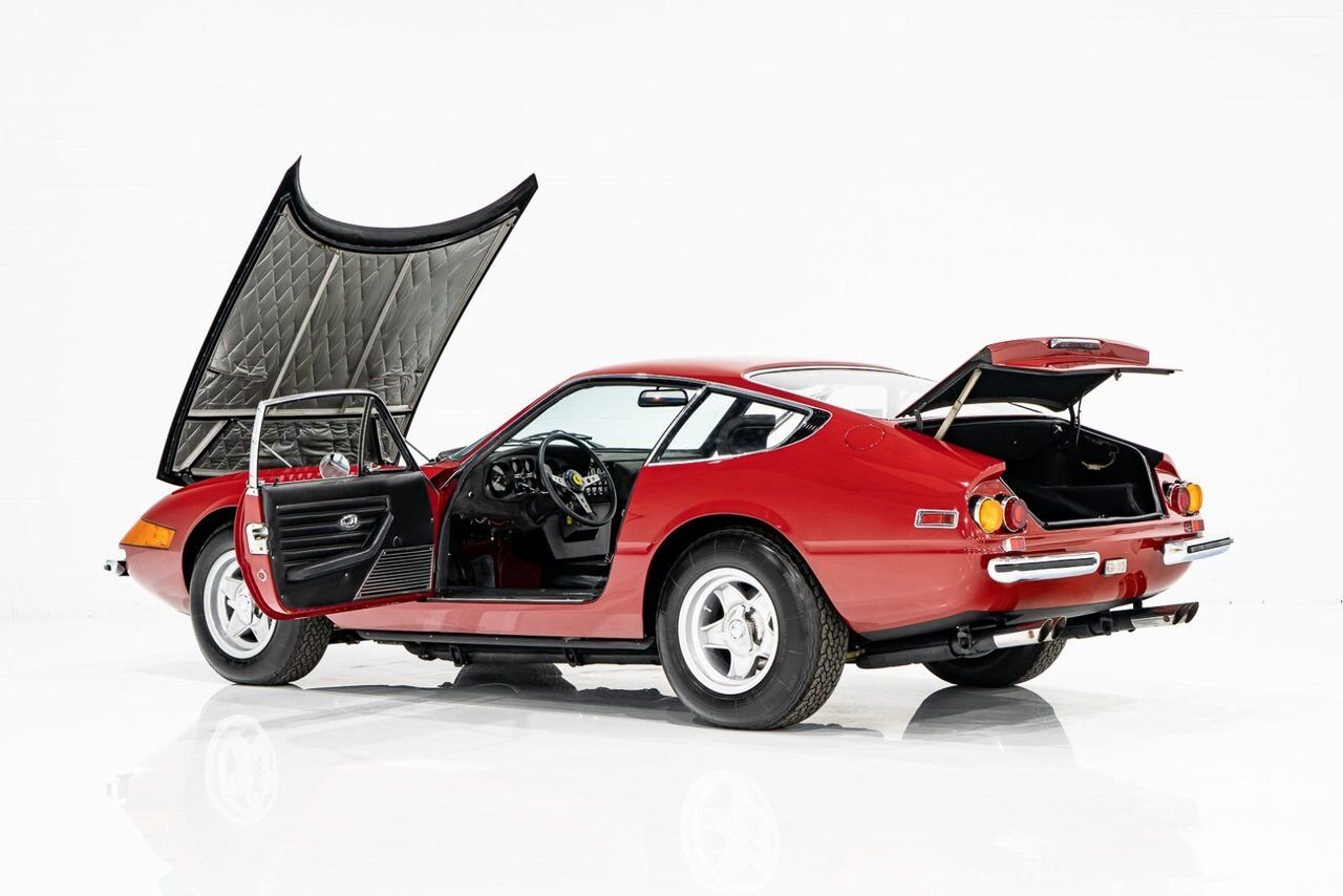 Ferrari 365 GTB4 Daytona 18,301 miles With Orig Books/Tools/ Carbs / Filter Box 1973 Rouge Montréal - photo #81