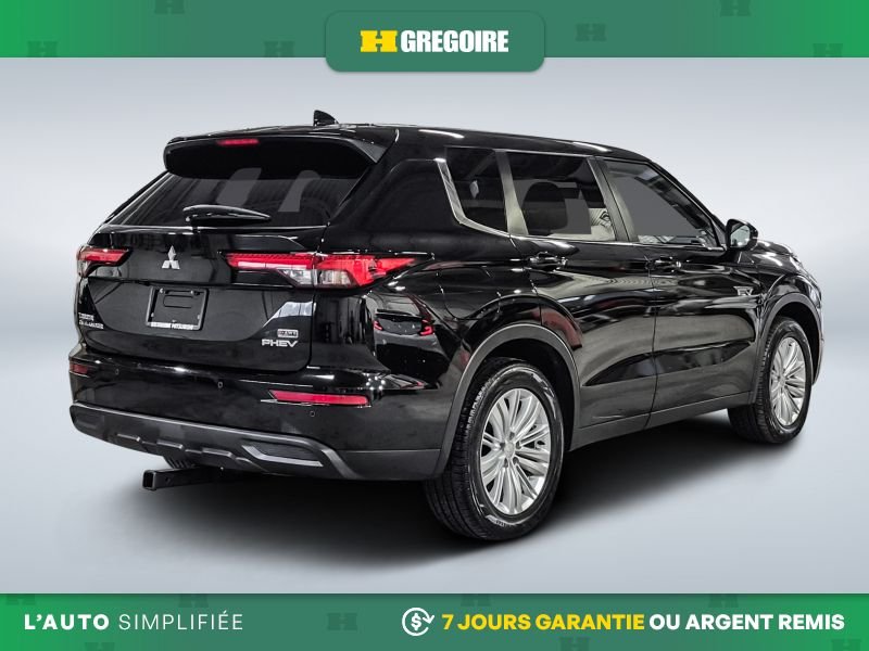 2023 Mitsubishi Outlander Plug-In Hybrid Black Laval - photo #8