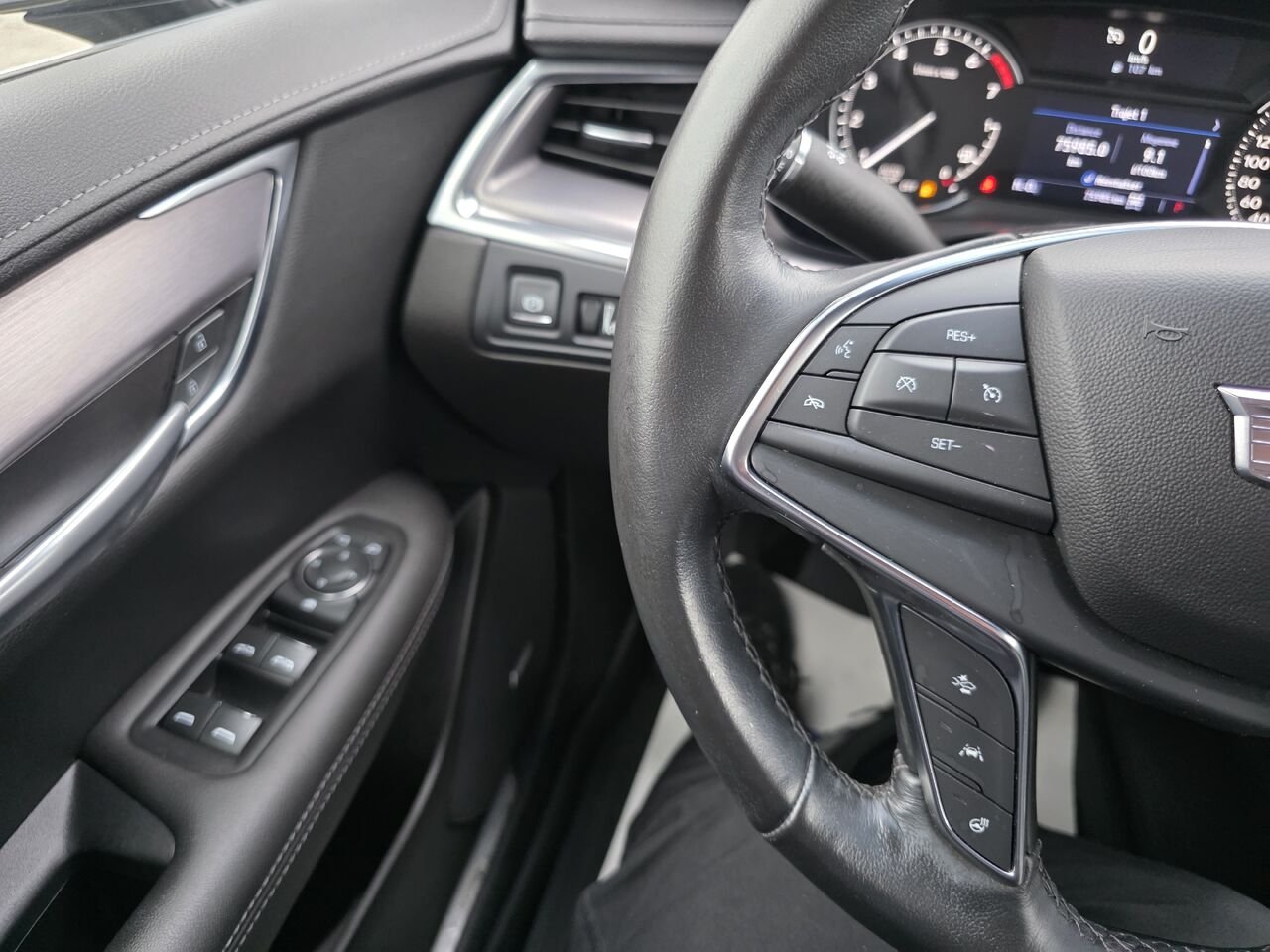 Cadillac XT5 AWD Luxury 2023 Noir Rouyn-Noranda - photo #15
