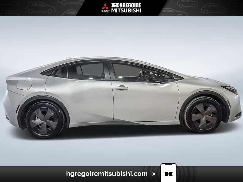 Toyota Prius 2024 Argent Laval - photo #10