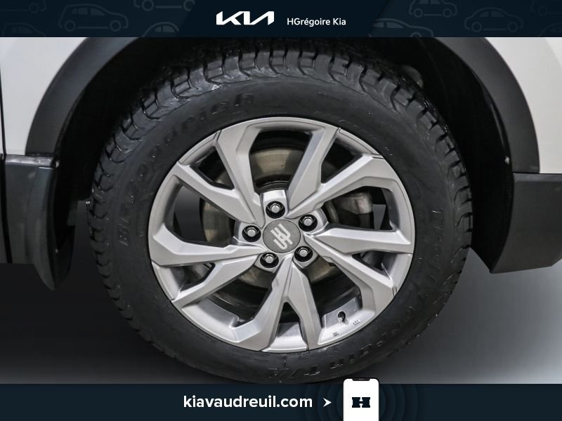 2018 Honda CRV White Laval - photo #27