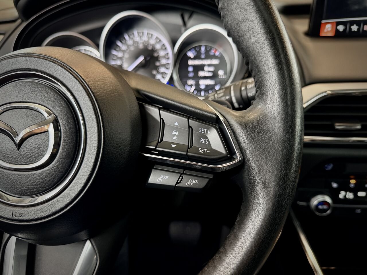 2021 Mazda CX-9 White Notre-Dame-des-Prairies - photo #27