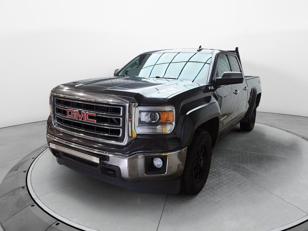 GMC SIERRA 1500 2015 Baie-Comeau - photo #0