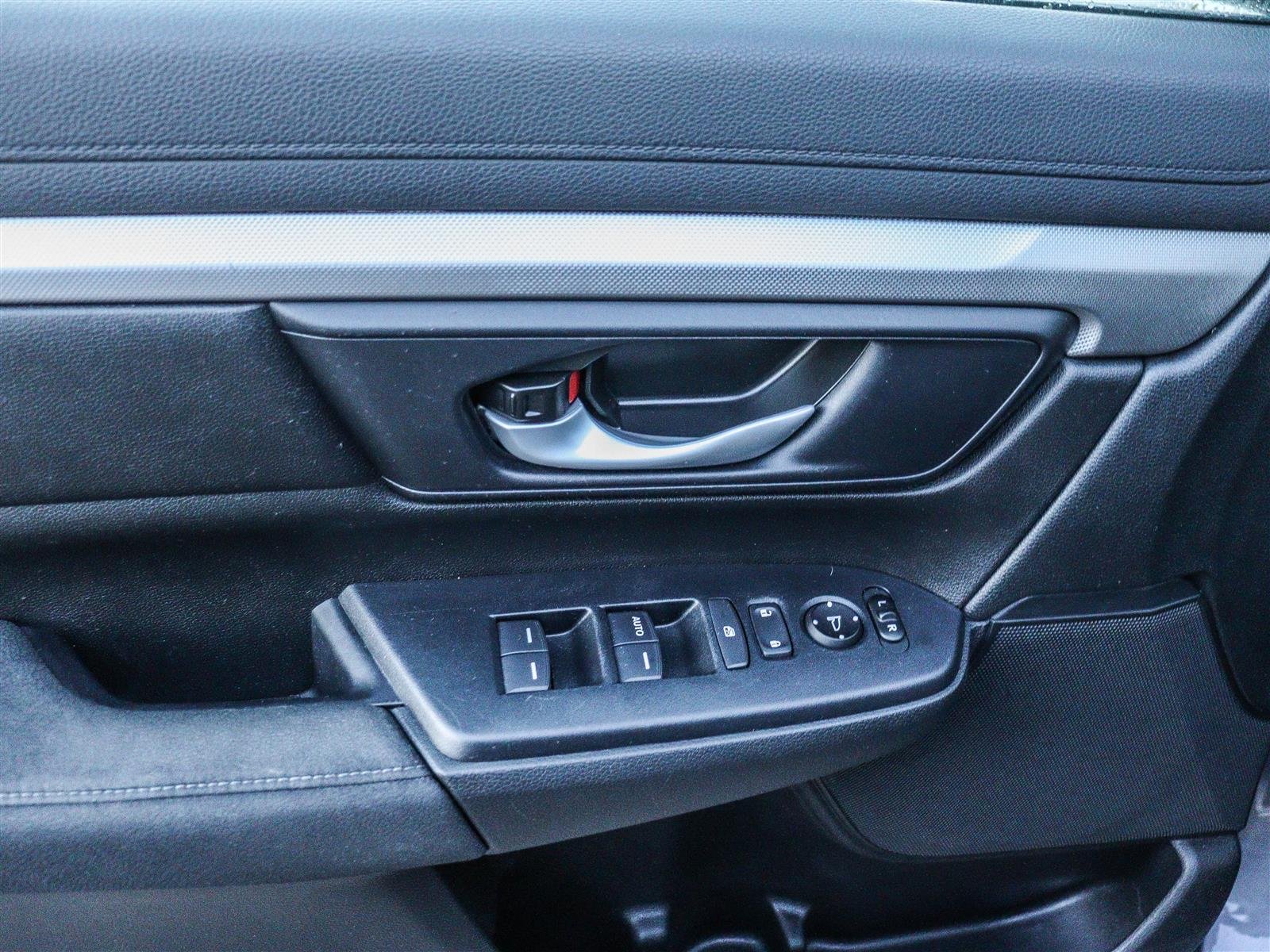 Honda CR-V LX 2018 Grey Ottawa & Gatineau - photo #7