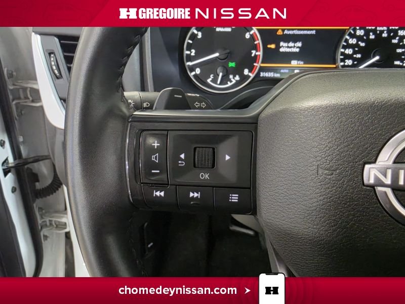 2025 Nissan Rogue White Laval - photo #20